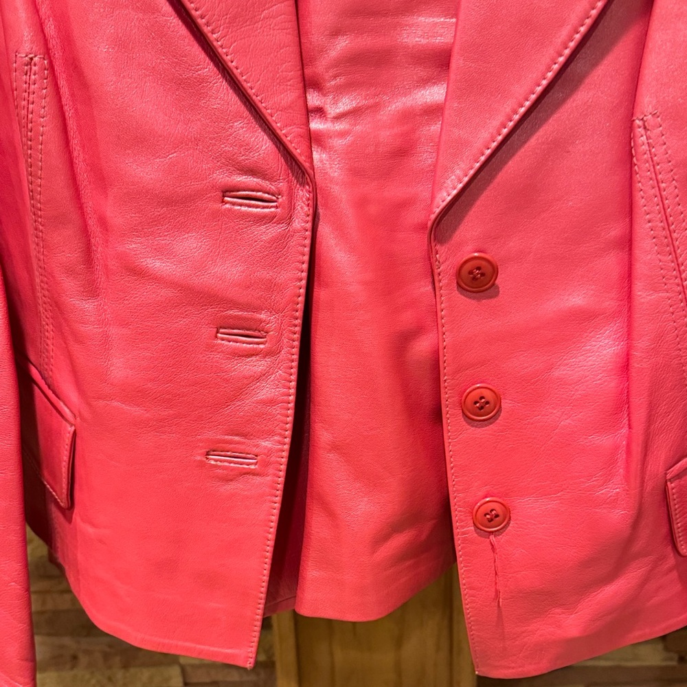 Cache Genuine Leather Women's Pink 2PC MINI Skirt & Blazer Suit - Picture 3 of 12